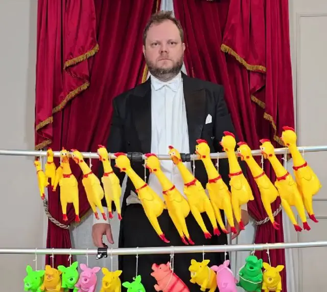 Когда у человека слишком много свободного времени⁠⁠