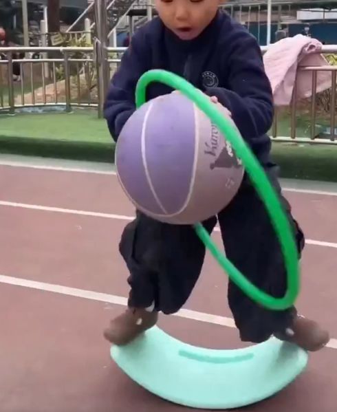 Обычные занятия в садике Китая⁠⁠