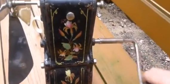 Швейцарский заводной вентилятор, изготовленный в 1910-х годах