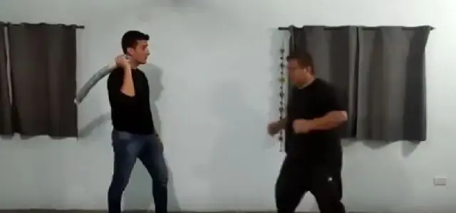 Уроки самообороны