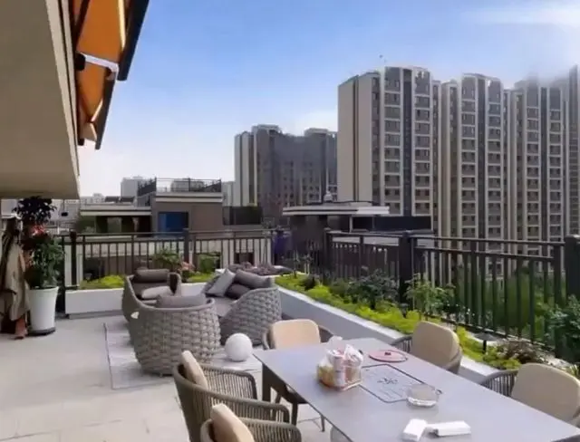 Как вам такой козырёк на лето?⁠⁠