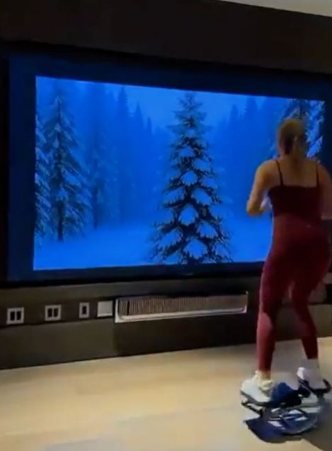 Отличное и весёлое занятие на тренажёре⁠⁠