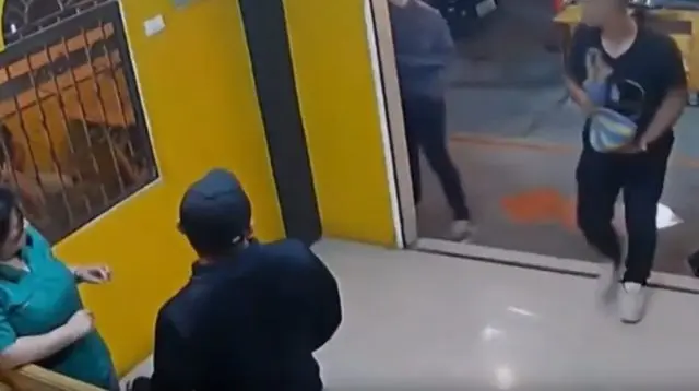 Полицейский в штатском предотвратил ограбление