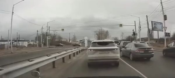 Короткометражка на дороге