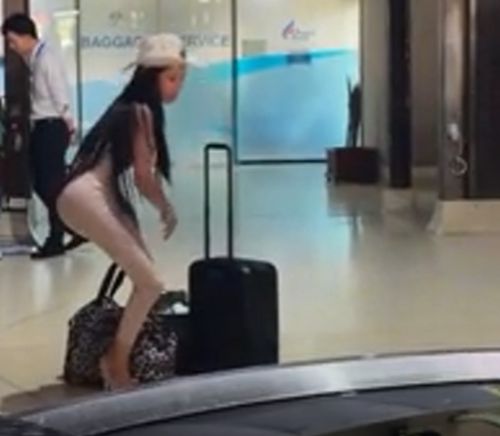 Там запчасти для неё?