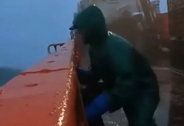 Когда на море качка