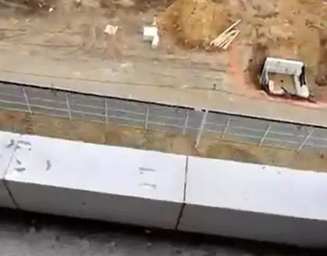 Где клей?⁠⁠