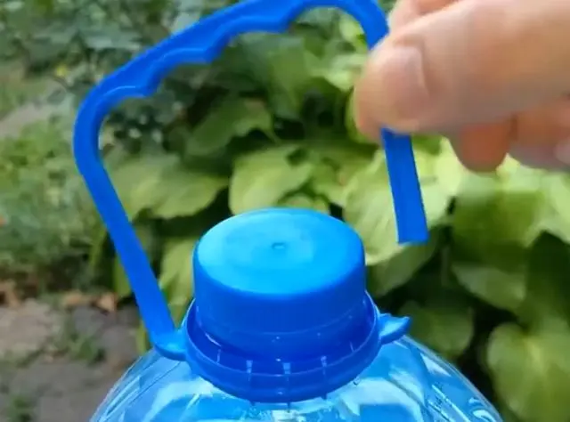 Что делать, если у бутылки сломалась ручка для переноски⁠⁠