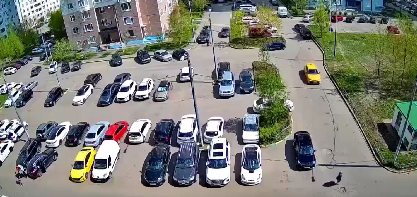 Самая типичная городская авария любого последнего лета