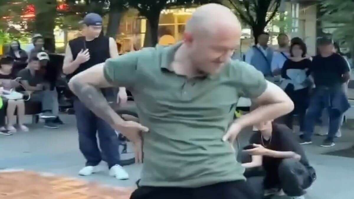 Джимми...Джимми)