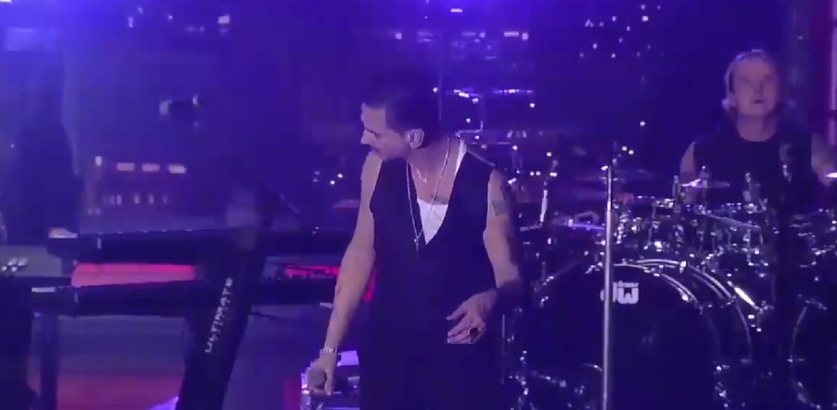Мурашистый Depeche Mode ~ "Personal Jesus"