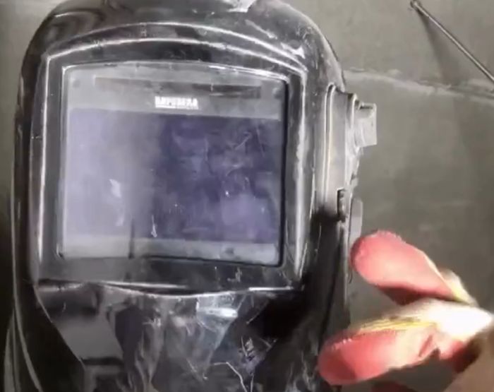 На что только женщины не идут, чтобы попу свою в интернете показать)