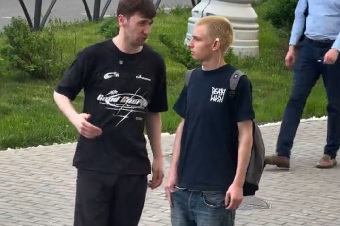 Дай позвонить