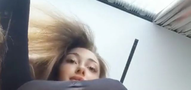 Сверху⁠⁠