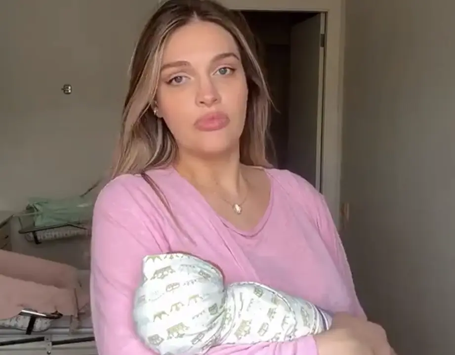 Я бы осталась в роддоме на пару недель⁠⁠