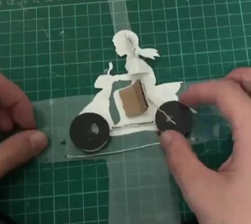 А кому мультфильмов?