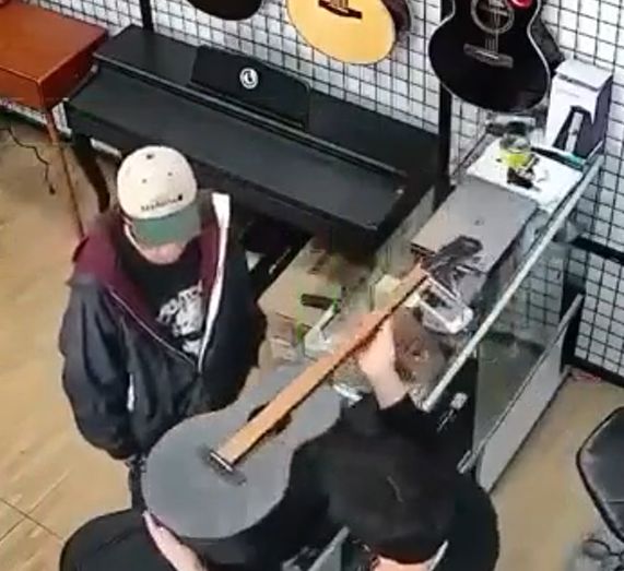 Камера видеонаблюдения в магазине⁠⁠