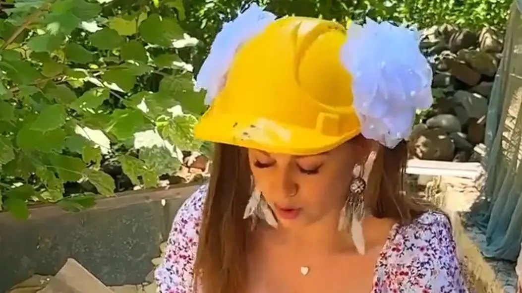Кто же так молоток держит