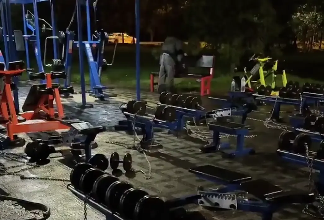 Отличная спорт площадка в Питере