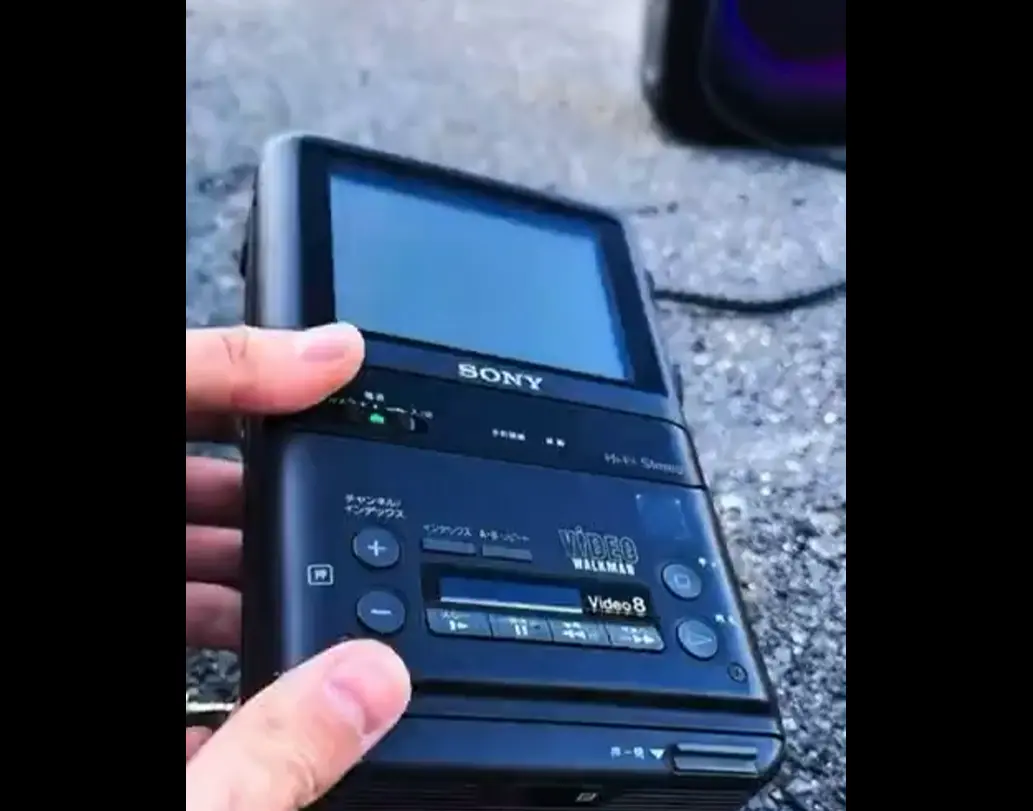 Sony GV-8 (1988)