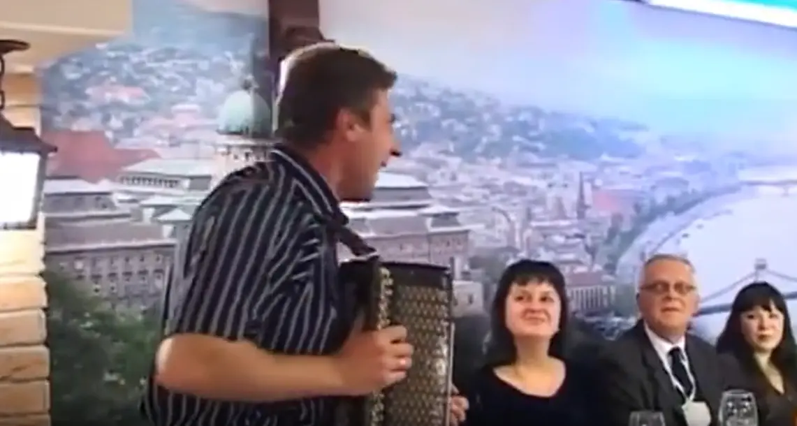 Плыви муму!