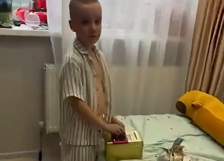 Молодец малой