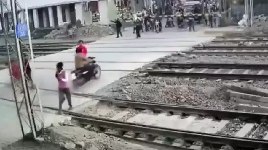 Железнодорожный переезд
