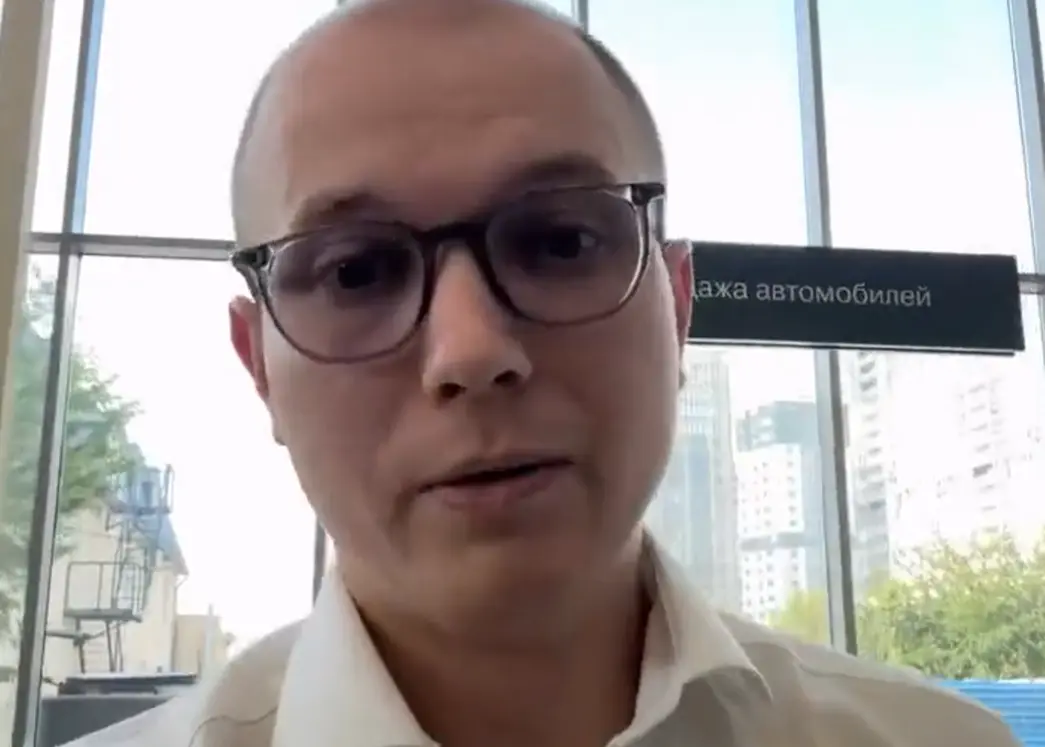 Покупая ниву с завода, надо зазоры ещё настраивать