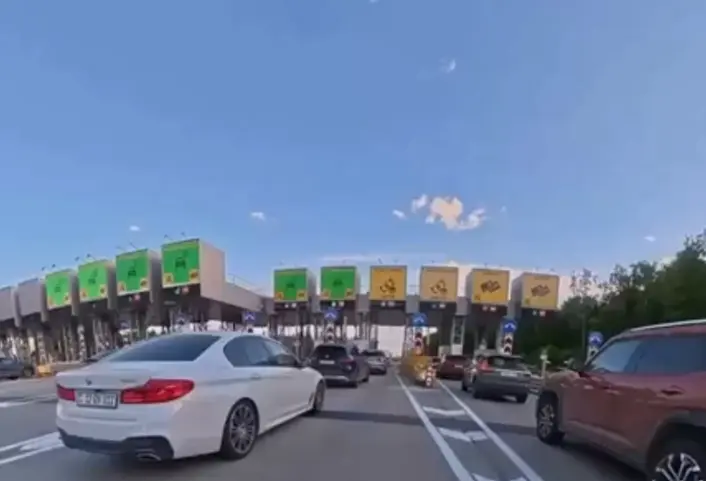 Две мототвари