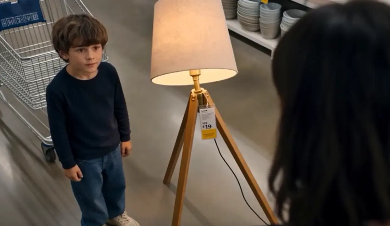 Короткометражка про лампу из IKEA