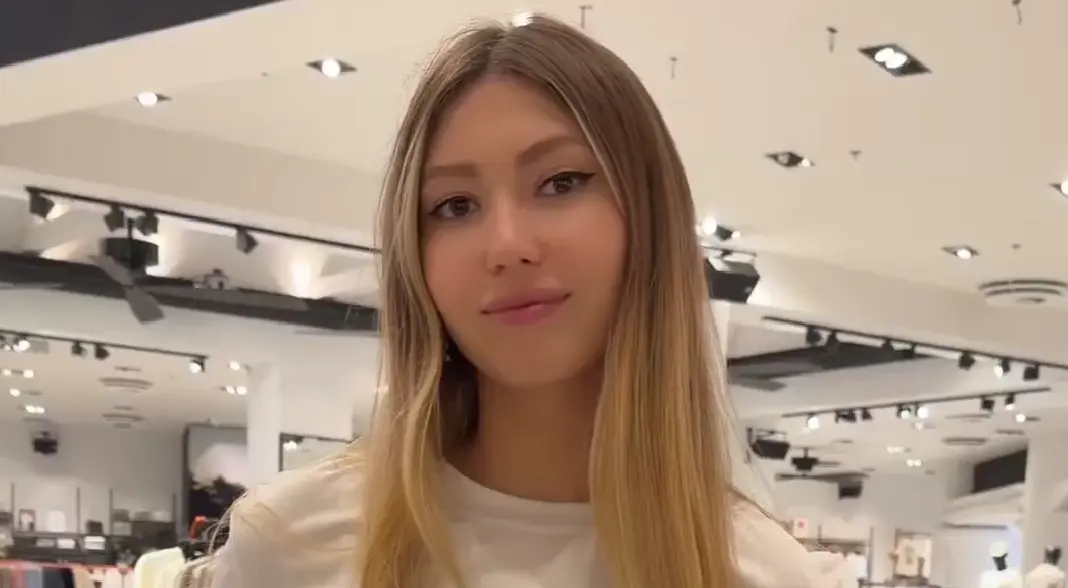 Подаришь сумочку?
