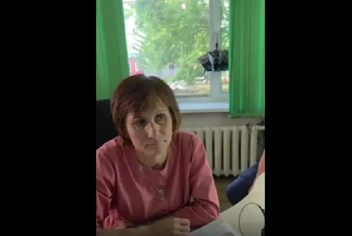 Пациент с женой устроили скандал на станции «скорой», требуя «вызвать» туда доктора для удаления осы из уха