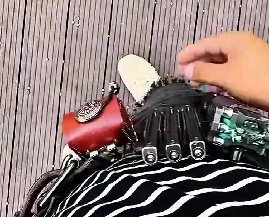 Дайте две