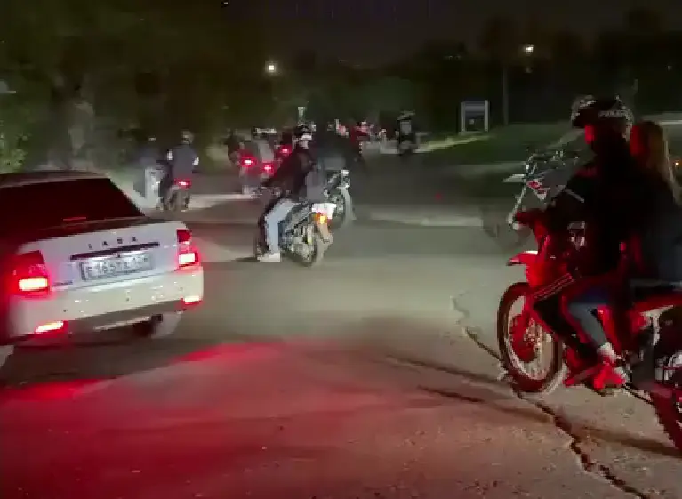 Мотобат вышел на охоту