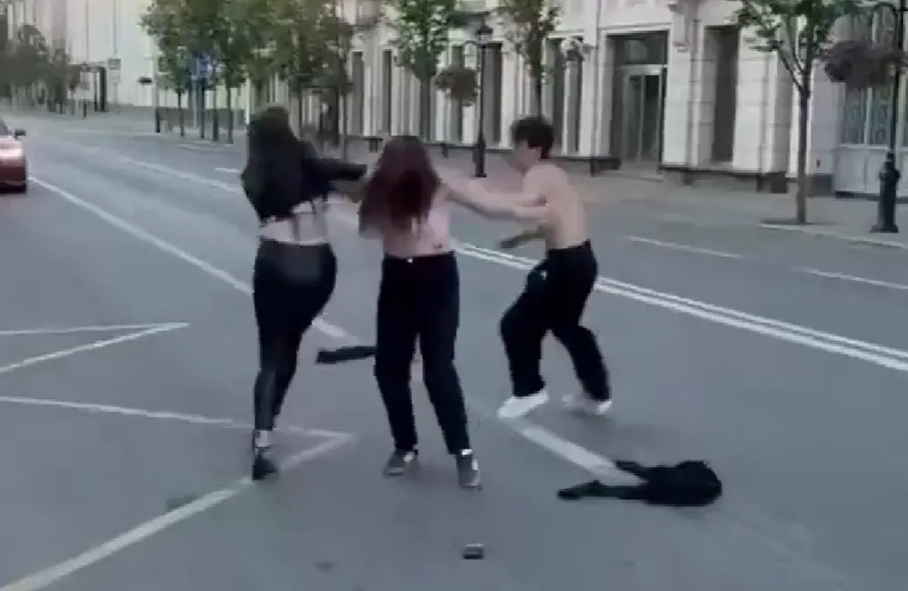 Межгендерные разборки в Казани