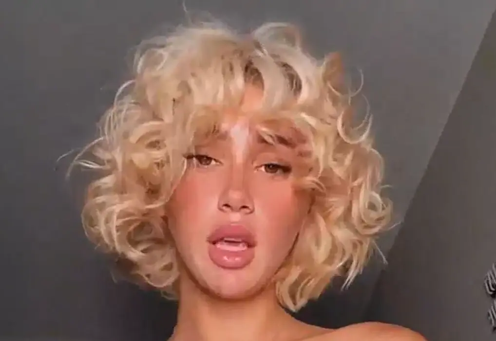Zoe_consagra