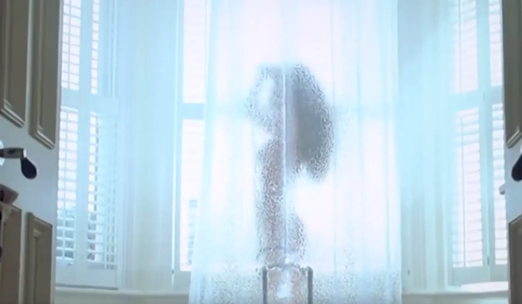 Короткометражка White Bits / Белые пятна