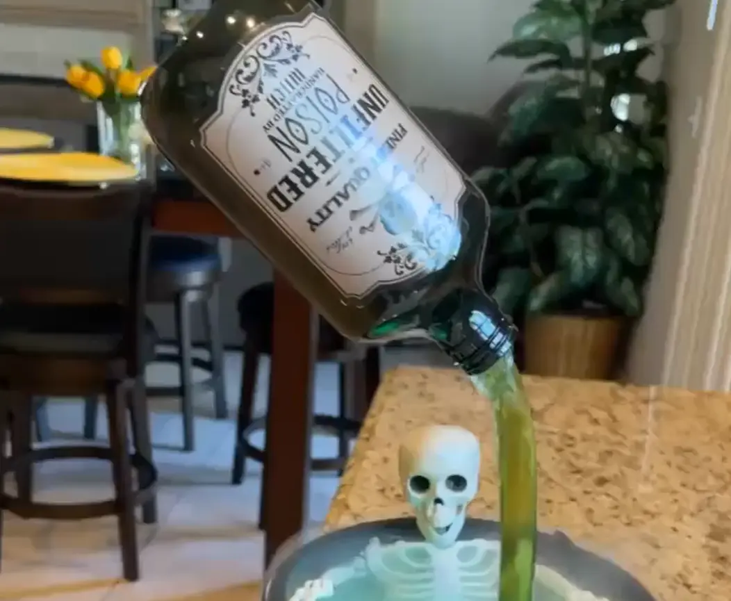 Эпичное украшение на Хэллоуин⁠⁠