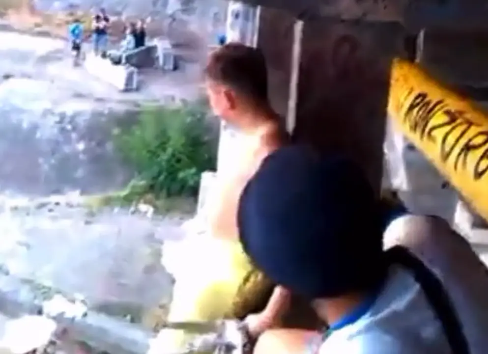 С такими друзьями...