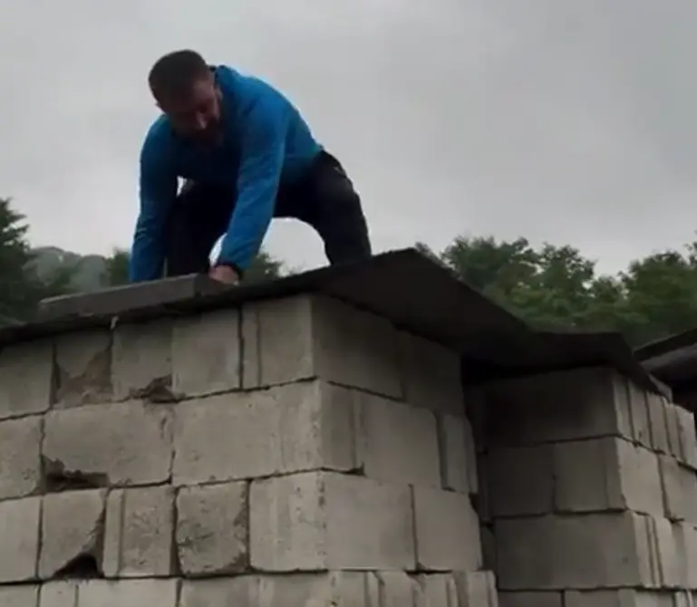 Пранк "Кирпич"