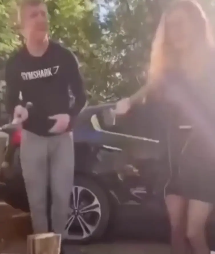 Больно наверное⁠⁠