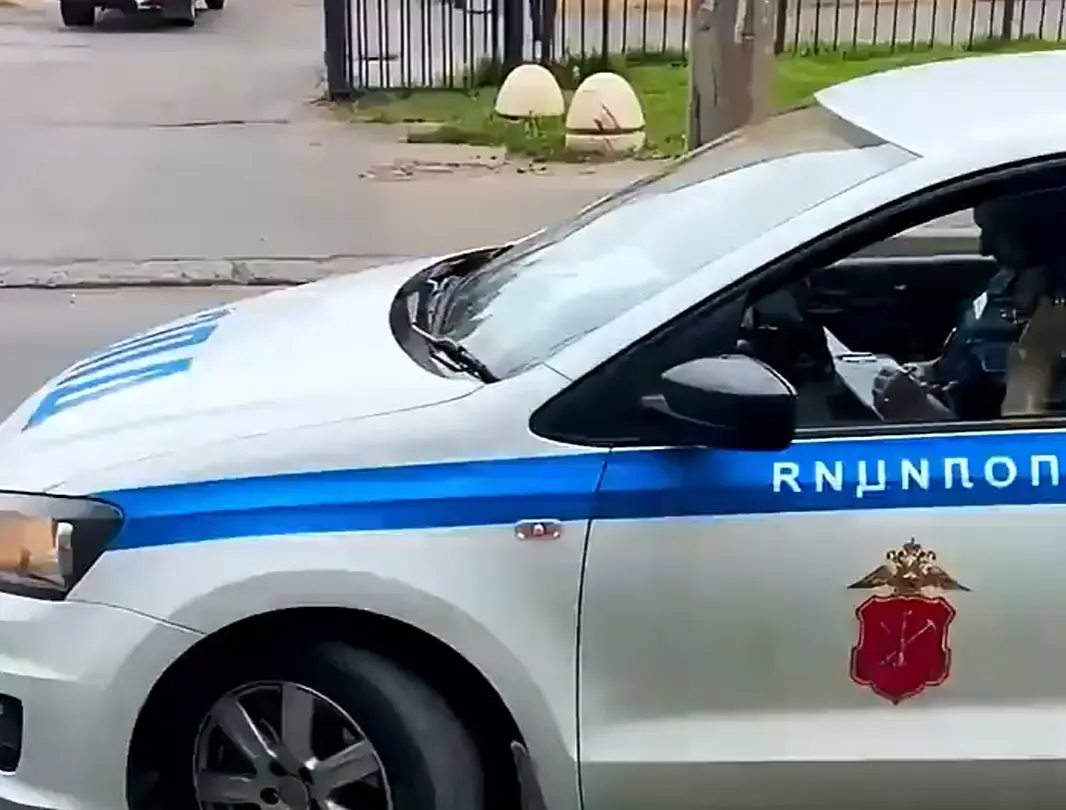 Доблестные сотрудники