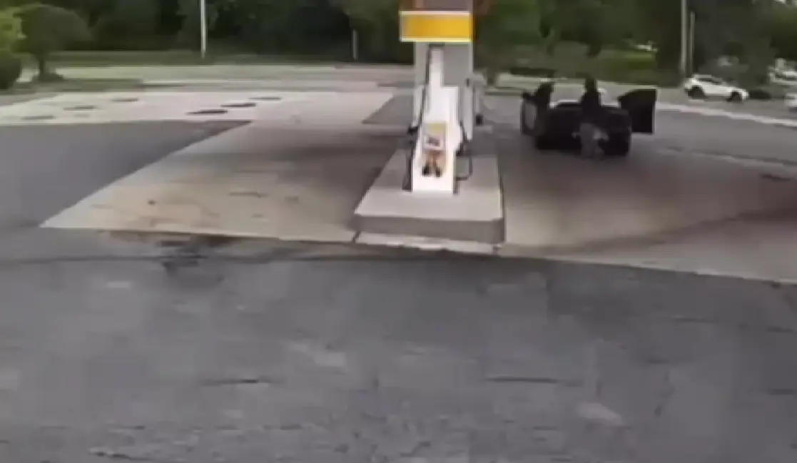 Неудачный день грабителя в красных труселях