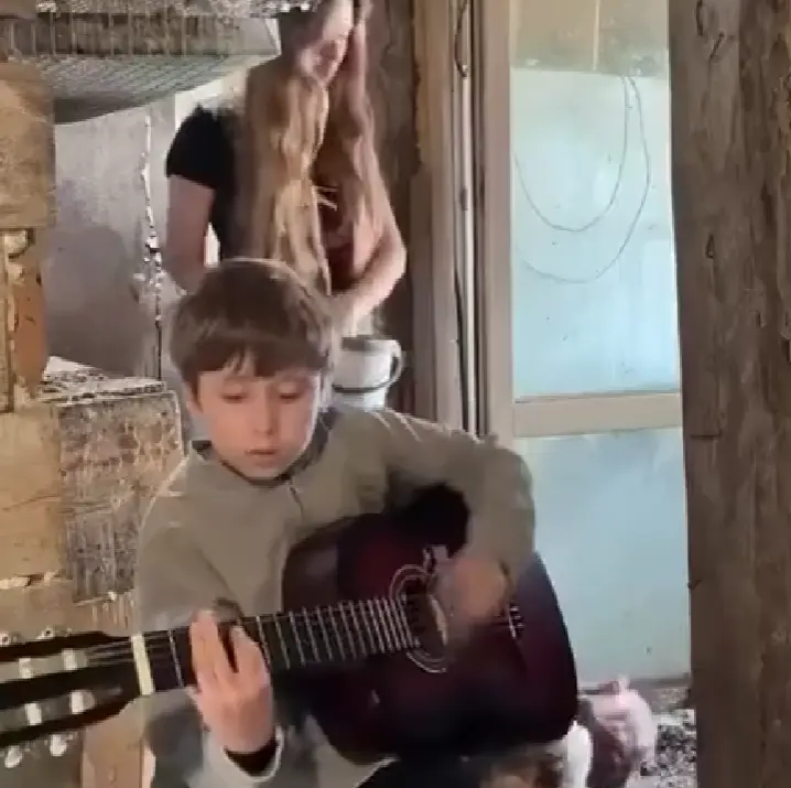 Неплохо так лабает