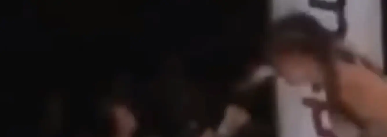 Любит когда пожёстче