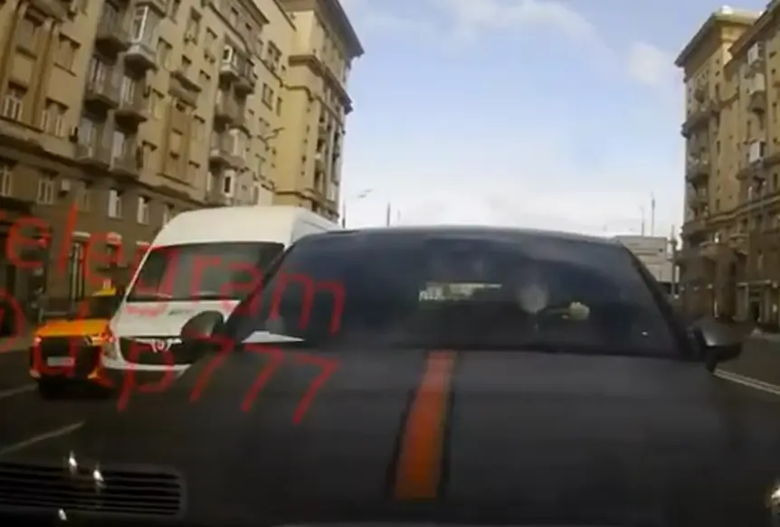 Ой, да ладно, подвинься, мне некогда...
