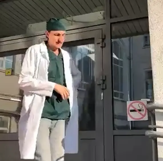 Тяжёлый день у стоматологов⁠⁠
