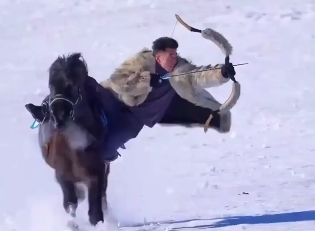 Монгольская стрельба из лука верхом⁠⁠