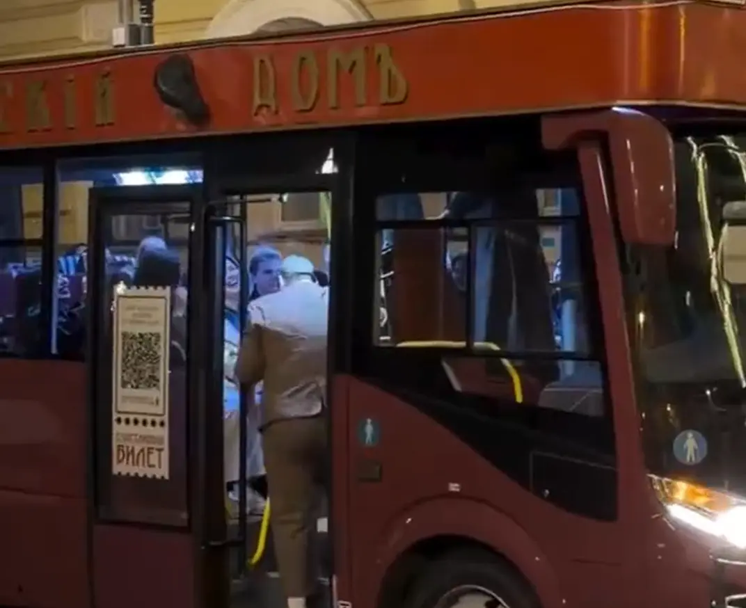 На Патриарших всё по классике⁠⁠