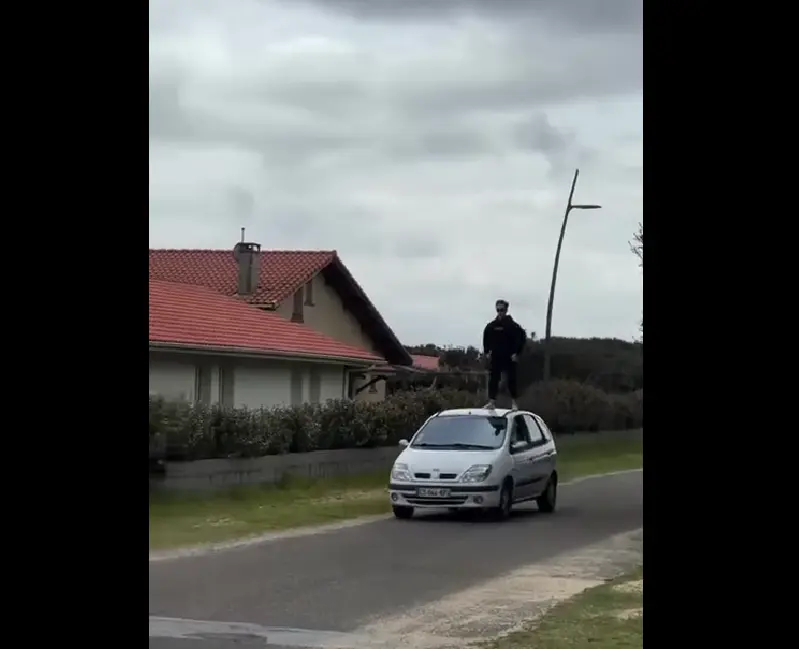 Осенью в дождливый серый день...⁠⁠